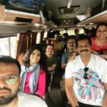 Mukta Barve Instagram - प्रिय भाई एक कविता हवी आहे.. छत्रपती संभाजी नगर to नाशिक समृध्दी मार्गावर . कालचा प्रयोग छान झाला . आज नाशिक ला भेटू रात्री ८ः३० वाजता.