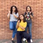 Mukta Barve Instagram - चारचौघी production presents “काही काय” Concept to real reel : @parnapeace DOP : @ninad.limaye Line producer : @ketkar_partha #theater #theatre #actor #art #teatro #musicaltheatre #acting #actress #music #film #stage #dance #artist #actorslife #photography #performance #musicaltheater #cinema #comedy #drama #actors #movie #theaterlife #show #theatrekid #love #reelitfeelit #reelkarofeelkaro #reelkarafeelkara