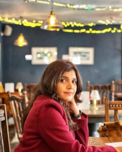 Mukta Barve Instagram - #9
London series by @sidchandekar  #london #shoot #movie #marathi #marathimovie #muktabarve #siddharthchandekar