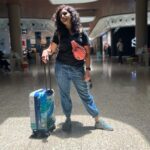 Mukta Barve Instagram - London calling #चारचौघी @parnapeace @kadambarik13 @rohinihattangady