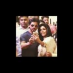 Mukta Barve Instagram – Happiest Birthday King Khan 👑♥… @iamsrk #RulingHearts 

@muktabarve being absolutely a fangirl ♥😍 

@muktabarveyam @muktaholics @shrutika_lm0510 @muktaazparadise @the_perfectionist_muktabarve @beyondmuktabarve @shiningstar_mukta 
@muktabarve_vibes @muktabarveyam
@muktaholics
@idealist_muktabarve 
#muktabarve #muktabarveactress #muktavarvefan #muktabarvefans #muktarocks #muktabarvefanclub #muktabarve😍 #muktabarvehardcorefans #muktabarveofficial #muktabarveians #theatre #theatrelove