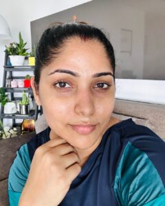Muktha Instagram - Believe in the power of consistency 🏃‍♀️🧘‍♀️

Work hard ☺️ & eat healthy 🥗
Have a Nice Day Everyone 😊