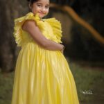 Muktha Instagram - Saying hello💛 with yellow💛 This outfit 💛 Gifted from my Kochamma 💛 @rimitomy Love you kochamme 👧🏻💛 @rimitomy Photography @ajinfotokada