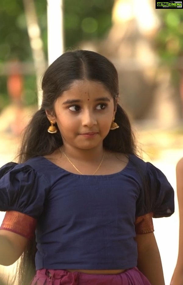 Muktha - 17.5K Likes - New video out now
Check the link in bio
Big thanks to @appunninair & @pradeepnairs
Thank you @doshymaria (edicting)
#dq
#dulquersalmaan
#pupaproduction
#appuninair #swayamvarasilks #kanmani #muktha