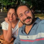 Muktha Instagram - First picture ഒരു Dubai show ക്ക് ഒരുമിച്ചു ആദ്യം കണ്ടപ്പോൾ ഏട്ടൻ : ഒരു photo എടുത്തോട്ടെ കൂടെ ? @rinkutomy ഞാൻ :അതിനെന്താ എടുക്കാലോ 🤭 പിന്നെ അങ്ങോട്ട് നിർത്തേണ്ടി വന്നിട്ടില്ല photos 🤣🤣🤣🤣 @rinkutomy 👫💏👨‍👩‍👧❤️ Thank you for being my better half. Happy birthday Eatta♥️♥️♥️♥️♥️♥️ @rinkutomy