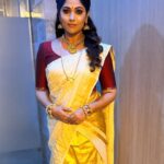 Muktha Instagram - Jewellery @mayoorajewelerydesigns Saree Blouse @athma_designer_house Hair @delia_john__ keralawedding #keralastyle #kasavu #kasavusaree #keralasetmundu #keralacostume #traditionalwear #kuthampully #settumundu #keralatourism #saree #keralaspecial #handloom #keralacostumes #traditional #keralatradition #traditionalart #blousedesigns #pattupavadai #embroidery #onlineshopping #keralafood #blouse #keralatraditional #firstnight #scene
