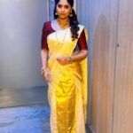 Muktha Instagram - Jewellery @mayoorajewelerydesigns Saree Blouse @athma_designer_house Hair @delia_john__ keralawedding #keralastyle #kasavu #kasavusaree #keralasetmundu #keralacostume #traditionalwear #kuthampully #settumundu #keralatourism #saree #keralaspecial #handloom #keralacostumes #traditional #keralatradition #traditionalart #blousedesigns #pattupavadai #embroidery #onlineshopping #keralafood #blouse #keralatraditional #firstnight #scene