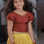Muktha Instagram – This Bgm❤️ 
& my kanmani 👧🏻❤️
@nayanthara 
 
InFrame @kanmanikiara 
Styling @actressmuktha 
Videography @abi_fine_shooters 
Attire @athma_designer_house 
Hair @delia.john.988 

#tamil #vallavan #nayanthara #child #cinema #malayalam #tamildialogue #simbu #kiararinkutomy #muktha #eyes #lips