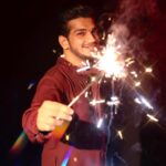 Munawar Faruqui Instagram - Wishing everyone a very Happy Diwali 🪔❤️ Let’s pray for peace & love on this beautiful festival of lights, joy and lots of positivity. Sabko bahut sara pyaar ❤️ #happydiwali #munawarfaruqui