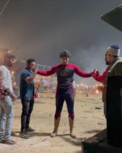 Murali Instagram - #Repost @ibasiljoseph
...
The costume looks fresh. Somebody please dull it.

Tovino : "Wait a minute "😁
Minnal on Netflix⚡️⚡️
@netflix_in
#minnalmurali#MinnalMuraliOfficial #MinnalMuraliMovie #TovinoThomas #WeekendBlockbusters #SophiaPaul #BasilJoseph #GuruSomasundaram #VladRimburg #SameerThahir #ShaanRahman #ManuJagadh #SushinShyam #ManuManjith #ArunAnirudhan #JustinMathew #KevinPaul #CedinPaul #LivingstonMathew #AndrewDcrus #NixonGeorge #HassanVandoor #MelwyJ #DeepaliNoor #PrathoolNT #Pavisankar #UmeshRadhakrishnan #pradeepmenon