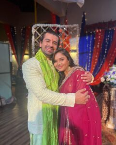 Muskan Bamne Instagram - Mere sach-much ki muskaan…🙃 @muskanbamne 🫶🤞🧿🎬 . #brothersisterlove #love #relationshipgoals #life #happines #together #prosper #chutki #muskaan #kedaraashish #toshu #paakhi #anupamaa #starplus #parivaar #gratitude Mumbai, Maharashtra