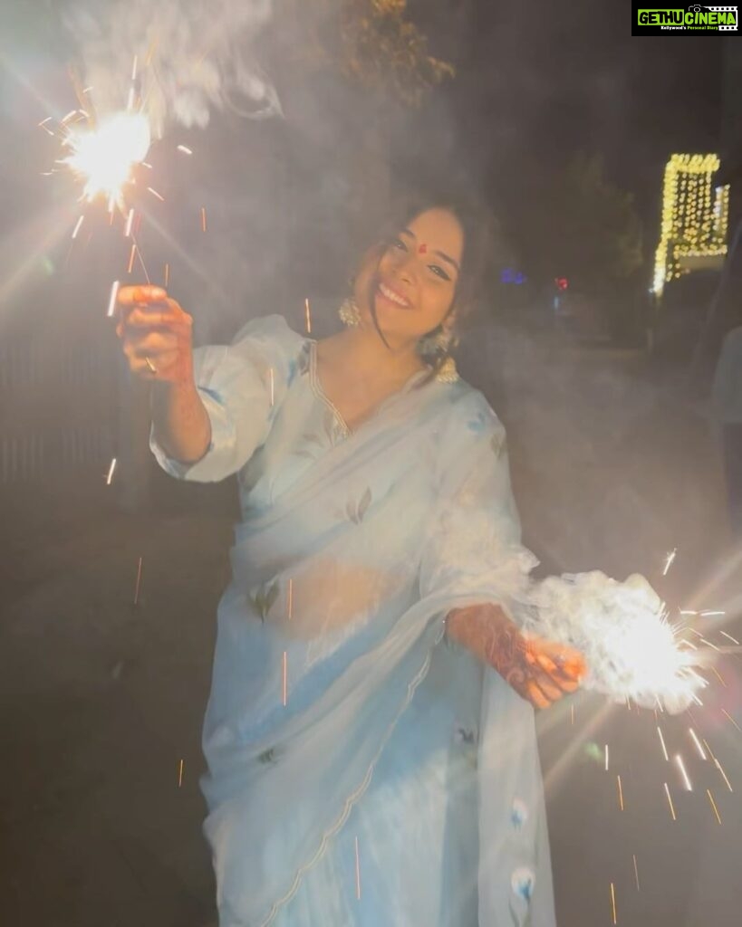 Muskan Bamne Instagram - Happy Diwali everyone ❤️🪔🫶 Lots of love ❤️