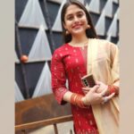 Naina Ganguly Instagram – Elegance is my tradition. ❤️
.
.
.
.
.
.
.
.
.
.
.
.
.
.
.
.
#traditionalwear #traditional #womenofindia #womenfashion #igpost #igdaily #iggood #instapost #instafashion #instalike #instagram #instadaily #ootd #ootdfashion #ootdindia #picoftheday #photooftheday #lookoftheday #bestoftheday #tollywood #tollywoodactress #nainaganguly