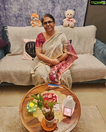 Naina Ganguly Instagram - Mother's Day celebration. β€οΈ Cheers to the strongest woman I know.ππ . . . . . . . . . . . . . . . . . . . #mothersday #motherlove #mothersdaycake #mothersanddaughters #mothersdaygift #motherhood #mom #momdaughter #momlove #happymothersday