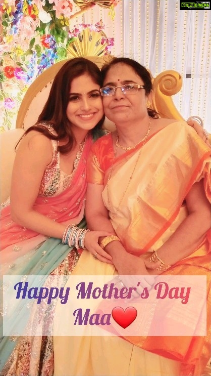 Naina Ganguly Instagram - Wishing a very happy Mother's Day to a mom who is beautiful, strong, and kind. You inspire me every day with your endless love and dedication. Thank you for being such a wonderful role model.❤️❤️