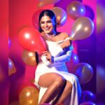 Naina Ganguly Instagram - Cheers to the another year of laughter and memories! 🍾 🎈 🎈 📷 @photographer_sourav_26 👗 @subrata4462 💄 @baban.islam.54 . . . . . . . . . . . . . . . . . . . #birthday #birthdaycelebration #celebration #birthdaygirl #birthdaycake #cheers #smile #happy #mood #hbd #picoftheday #photooftheday #lookoftheday #ootd #ootdfashion #ootn #birthdayparty #tollywood #tollywoodactress #nainaganguly