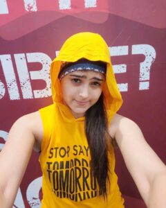 Naina Ganguly Instagram - Life has no remote,  Get up and change it yourself ! 🏃‍♀️🧘‍♀️🏋‍♀️
.
.
.
.
.
.
.
.
.
.
.
.
.
.
.
.
.
#morningworkout #fitness #fitnessmotivation #fitnessgirl #fitgirl #igpost #igdaily #igers #instagood #instaphoto #instadaily #instagood #instagram #morningvibes #morningmotivation #picoftheday #photooftheday #nainaganguly