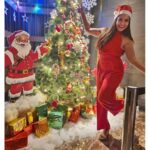 Naina Ganguly Instagram – The best of all gifts around any Christmas tree: the presence of a happy family all wrapped up in each other. 🎅🌲🎁
.
.
.
.
.
.
.
.
.
.
.
.
.
.
.
#christmas #merrychristmas #christmasdecor #christmastime🎄 #christmasmood #merrychristmas #santa #santaclaus #ladysanta #ig #igpost #igdaily #instagood #instagram #instadaily #instafashion #ootd #reddress #picoftheday #photooftheday #nainaganguly