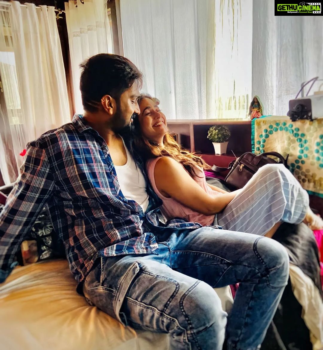 Naina Ganguly Instagram - Throwback to the fun days from the sets of #Pranayam with @raj_instaofficial ...movie coming soon.