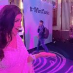 Naina Ganguly Instagram - Blowing the mind of the beautiful @nainaganguly with telekinesis at the @metaindia event for creators - Meta Creators Day. @meta @metaforcreators #metacreatorday #meta #reels #reelitfeelit #feelitreelit #bengalireels #reelviral #reelindia #feelkaroreelkaro #reelkarofeelkaro #reelskolkata #telekinesis #mindpower #miracle #mentalism #mentalist #magician #reelsvideo #viralreels