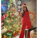 Naina Ganguly Instagram – The best of all gifts around any Christmas tree: the presence of a happy family all wrapped up in each other. 🎅🌲🎁
.
.
.
.
.
.
.
.
.
.
.
.
.
.
.
#christmas #merrychristmas #christmasdecor #christmastime🎄 #christmasmood #merrychristmas #santa #santaclaus #ladysanta #ig #igpost #igdaily #instagood #instagram #instadaily #instafashion #ootd #reddress #picoftheday #photooftheday #nainaganguly