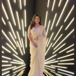 Naina Ganguly Instagram - Meta Creator Day Kolkata it was. ❤ Let's create together! 🌸 📷 @kaustavsaikia Saree by @rangoliindia Blouse by @sayantighoshdesignerstudio Jewellery by @style_addict_jewellery Styling by @subrata4462 Make up by @pammysmakeover Hair by @yoursubhams_makeup . @meta @metaindia . . . . . . . . . . . . . . . #metacreatordaykolkata #meta #metaindia #metacreatorday #ootd #ootdindia #picoftheday #photooftheday #lookoftheday #bestoftheday #nainaganguly JW Marriot Kolkata