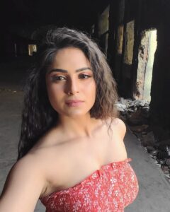 Naina Ganguly Instagram - It was her chaos that made her beautiful! ✨ 
.
.
.
.
.
.
.
.
.
.
.
.
.
.
.
.
.
#igaddict #igfashion #igdaily #instagood #instafashion #instadaily #instafamily #instamood #instagood #instagram #ootd #ootdfashion #fashionlover #fashionmodel #picoftheday #photooftheday #potd #lookoftheday #bestoftheday #tollywood #tollywoodactress #nainaganguly