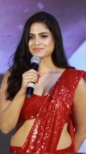 Naina Ganguly Instagram - There is a shade of red for every Woman! ❤
.
.
.
.
.
.
.
.
.
.
.
.
.
.
.
.
.
#feelitreelit #feelkaroreelkaro #feelkorboreelkorbo #newreel #newreels #reelsinstagram #reels #igdaily #igers #instagood #instadaily #instagood #instagram