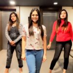 Naina Ganguly Instagram - After long time Met sweetheart NainaJi 🥰🥰🥰✌️✌️✌️✌️weeeeee @nainaganguly @tanuprasad_official @manthana_manny_official