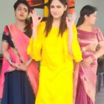 Naina Ganguly Instagram - The most favourite ever Green Kannada song at shooting time ❤️🎉🎉🎉🎉 @nainaganguly @theshilpashetty @theravichandrav @priya.tarun @manthana_manny_official #kannada #telugu #tamil #feelings #movies #funnyvideos