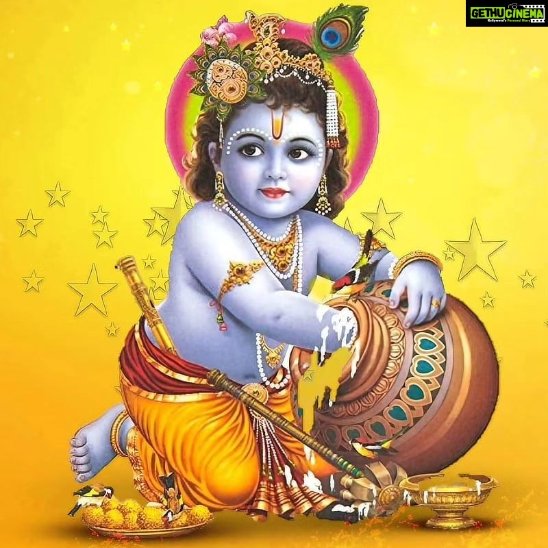 Naina Ganguly Instagram - May the Natkhat Nand Lal always bless you and your family with happiness, health, and prosperity. A very Happy Krishna Janmashtami to you and your loved ones. π¦πΈπΌπ― #HappyJanmashtami