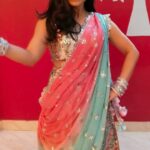 Naina Ganguly Instagram – TV pe breaking news. Haaye re mera Ghagra. 💙💓

.
.
.
.
.
.
.
.
.
.
.
.
.
.
.
.
.
.
.
.
#feelitreelit #feelkaroreelkaro #feelkorboreelkorbo #newreels #reels #reelsinstagram #reelsvideo #reelsinsta #reelsindia #reelsviral #foryou #foryoupage