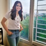 Naina Ganguly Instagram - Have you brought smile on someone's face today ? 😇 . . . . . . . . . . . . . . . . #weekend #weekendmood #weekendvibes #weekendmode #smilemore #smile #smilequotes #smiles #igaddict #igersindia #igdaily #igfashion #fashionstyle #fashion #ootd #ootdfashion #photo #photooftheday #lookoftheday #bestoftheday #potd #tollywood #tollywoodactress #nainaganguly