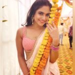 Naina Ganguly Instagram - May the divine blessings of Goddess Durga bring you bountiful joy and happiness. Sending you hearty wishes on Durga Ashtami! 🙏🌸 . . . . . . . . . . . . . . #igaddict #igersindia #igdaily #instalook #instapost #instafashion #instalike #instagram #instagood #ootd #ootdfashion #phone #photooftheday #potd #lookoftheday #bestoftheday #like4likes #l4likes #l4l #follower #followersinstagram #followforfollowback #tollywood #tollywoodactress #bollywood #nainaganguly