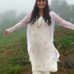 Naina Ganguly Instagram - Mausam Mausam Tha Suhana Bada! ❤ . . . . . . . . . . . . . #feelkorboreelkorbo #feelitreelit #feelkaroreelkaro #newreels #reelsinstagram #reelsinsta #reelkarofeelkaro #reelsviral #reels #reelsindia #foryoupage #foryou #trending #songs #bollywood #tollywood #kannada #tollywoodactress #nainaganguly