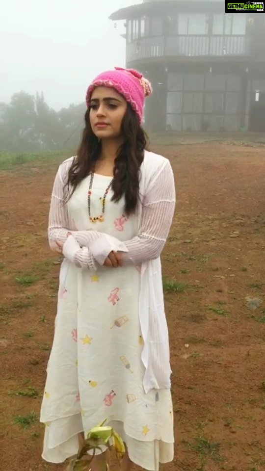 Naina Ganguly Instagram - One of my favorite song from #MalliModalaindi . #AloneAlone ❤ Do watch the full song on YouTube. Link on my Bio. ⬆️ @tej_uppalapati @sumanth_kumar @laharimusic @sidsriram @anuprubensmusic @keerthi_kumar_tg @red.cinemas
