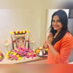 Naina Ganguly Instagram - My very First Kannada Project... ❤️ Need all your love and blessings! 🙏🏻 . . . . . . . . . . . . . . #igaddict #igersindia #igdaily #instalook #instapost #instafashion #instalike #instagram #instagood #instapost #photo #photooftheday #lookoftheday #bestoftheday #newmovies #needyourlove #blessings #like4likes #likesforlike #l4likes #l4l #follower #followersinstagram #kannada #kannadaindustry #kannadaactress #kannadasongs #tollywood #bollywood #tollywoodactress #nainaganguly