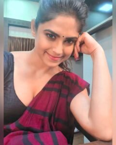 Naina Ganguly Instagram - Live a good story. ❤
.
.
.
.
.
.
.
.
.
.
.
.
#igaddict #igersindia #instalook #igdaily #instapost
#instafashion #instagram #instagood #photo #photooftheday #lookoftheday #bestoftheday #like4likes #likesforlike #l4likes #l4l #follower #followｍe #tollywood #tollywoodactress #bollywood #nainaganguly