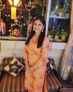 Naina Ganguly Instagram - Diwali Evening! ❤🌟 

May it be a light to you in dark places, when all other lights go out.
👗 @abhistylez
.
.
.
.
.
.
.
.
.
.
.
.
#diwali #diwali2021 #diwaliwishes #deepavali #festiveseason #festivalfashion #festivalofindia #festivalofbengal #festivaloflights #igaddict #igersindia #instalook #instapost #instafashion #instagram #traditional #traditionalwear #tollywood #tollywoodactress #nainaganguly