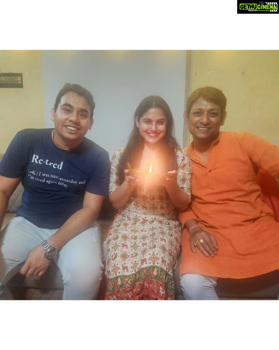 Naina Ganguly Instagram - There's no other love like the love for a brother. There's no other love like the love from a brother. Happy Bhai Phota to my beloved brothers. 🌸❤️