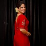 Naina Ganguly Instagram – Traditional Vibes! ❤️
.
.
.
.
.
.
.
.
.
.
.
.
.
.
.
.
.
.
#festivalseason #festivalvibes #rakshabandhan #festivaloutfit #traditional #traditionalwear #saree #sareelove #sareefashion #sareelover #fashionshoot #fashionista #iggood #igdaily #igfashion #fashionmodel #ootd #ootdindia #ootdfashion #picoftheday #photooftheday #lookoftheday #bestoftheday #tollywood #tollywoodactress #nainaganguly