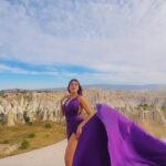 Naira Shah Instagram – Purple dream💜

#mostfavoritecolour 

#NairaShah #Model #Actress #HotAirBalloon #Posing #Cappadocia #Turkey #Istanbul #CappadociaDiaries #TurkeyDiaries #HolidayEscape #BalloonAdventure #HotAirBalloon #Travel #TravelPhotography #InstaTravel #Nature #Wanderlust