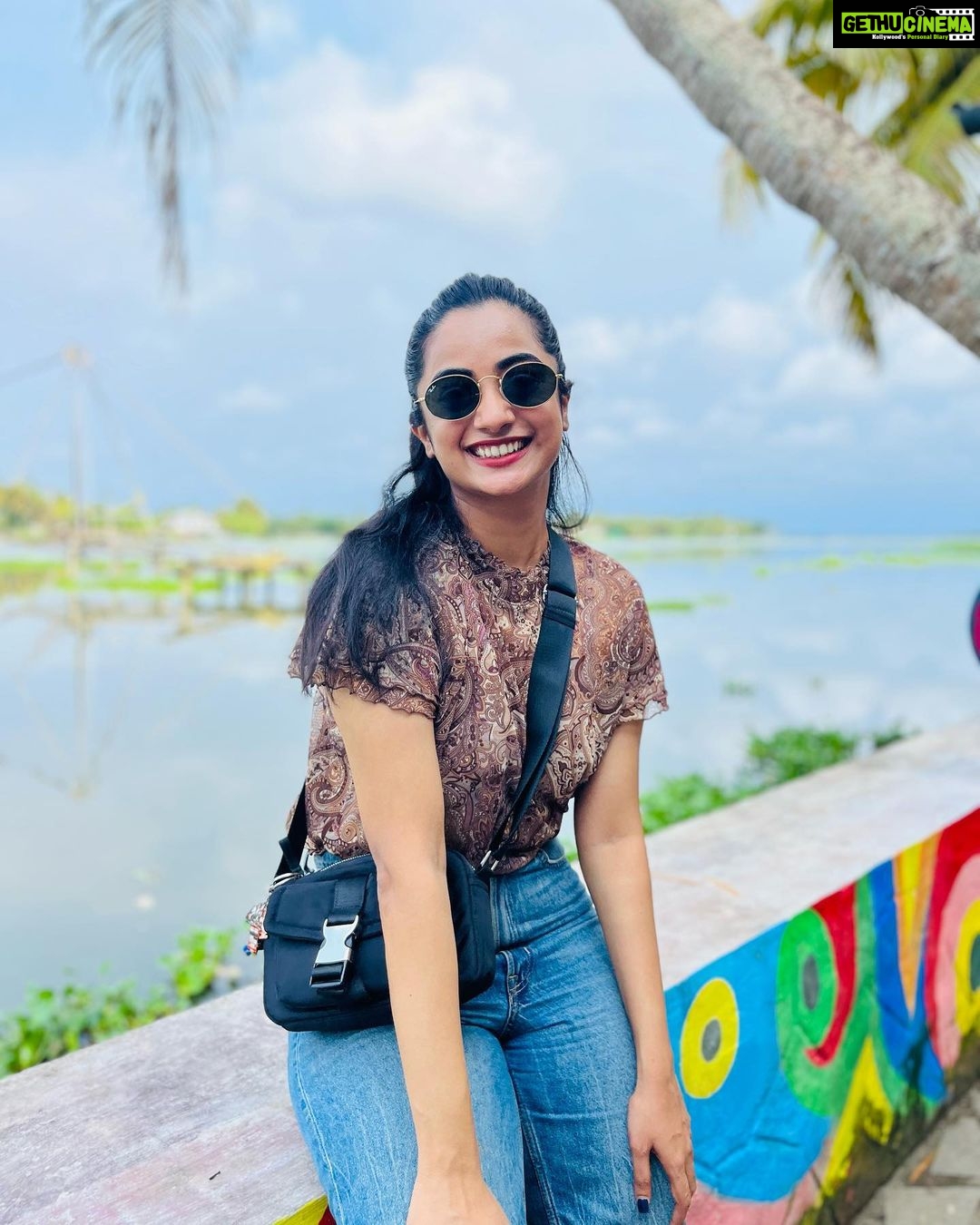Namitha Pramod Instagram - My summer is here @aki_tha_ ❣️ Swipe swipe swipe 🌟