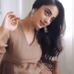 Namitha Pramod Instagram – ♥️🤍

Captured by : @merin__georg 
Styled by : @rashmimuraleedharan 
Wearing: @kalaakaari 
Jewellery: @pureallure.in
#reels #reelsinstagram #reelitfeelit #fashion #mood #trending #reelvideo