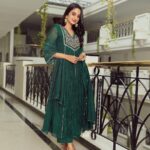 Namitha Pramod Instagram - 🫶🏼❣️ Captured by : @arungnanavel Styled by : @rashmimuraleedharan Wearing: @zuleiha_by_shehazeen Jewellery: @pureallure.in #rajni #moviepromotion #chennai