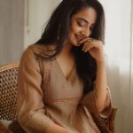 Namitha Pramod Instagram - Love and love only 🫶🏼♥️ Captured by : @merin__georg Styled by : @rashmimuraleedharan Wearing: @kalaakaari Jewellery: @pureallure.in #filmpromotions #rajni #releasingsoon #shoot #film