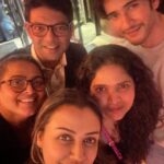 Namrata Shirodkar Instagram – “Good food, great laughs, and the best company! 🍽️🎉 Grateful for fun-filled dinners . #FoodieGang #GoodTimes #DinnerLaughs” Mayfair London