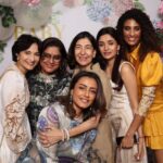 Namrata Shirodkar Instagram - (1/2) About last night! My first official party with our 11-year-old, and she had an absolute blast, much like her father. ♥️♥️♥️♥️ Just like the old times... Met all our friends who came out of the woodwork 🤣🤣. Just like we did 🤣🤣🤣But whatta party! 🎉 Thank you our little blessed couple, @shriyabhupal and @anindith, for hosting the best party in town. ♥️♥️♥️♥️ Thank you @diabhupal, @krishnarbhupal and @shalini_bhupal for being the best hosts 🤗