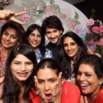 Namrata Shirodkar Instagram - (1/2) About last night! My first official party with our 11-year-old, and she had an absolute blast, much like her father. ♥️♥️♥️♥️ Just like the old times... Met all our friends who came out of the woodwork 🤣🤣. Just like we did 🤣🤣🤣But whatta party! 🎉 Thank you our little blessed couple, @shriyabhupal and @anindith, for hosting the best party in town. ♥️♥️♥️♥️ Thank you @diabhupal, @krishnarbhupal and @shalini_bhupal for being the best hosts 🤗