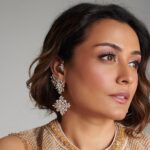 Namrata Shirodkar Instagram – Introducing Eternal by Khanna Jewellers – Timeless Beauty in every piece featuring actress Namrata Shirodkar.
Namrata is seen here in dapper ear-cuff style diamond earrings that effortlessly compliment her style.

Photography : @vaishnavpraveen 
Stylist : @jukalker 
HMU : @sandysartistry
Hair : @hairbyrajabali
Shoot Coordination : @archiemirchi @bobbykandhari @the.silver.martini 

#EternalByKJ #NamrataShirodkarForKJ #NamrataShirodkar #KhannaJewellers #KhannaJewellersKj